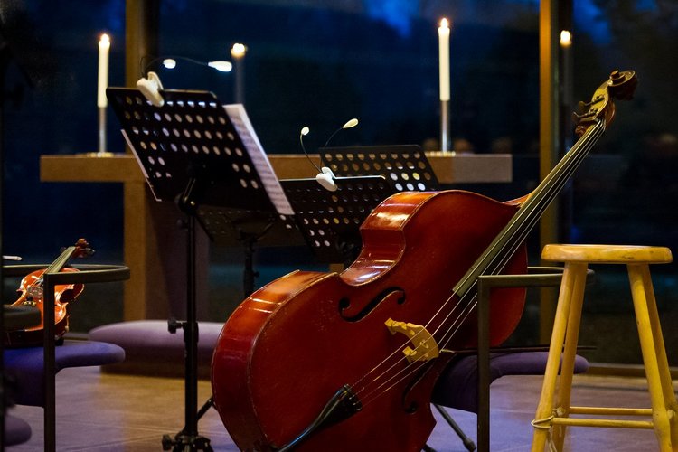 Stilla musik i allhelgonatid Stilla musik i allhelgonatid