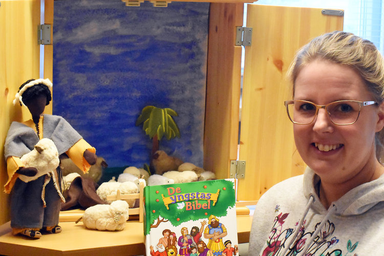 Susanna och altarskåpet.jpg