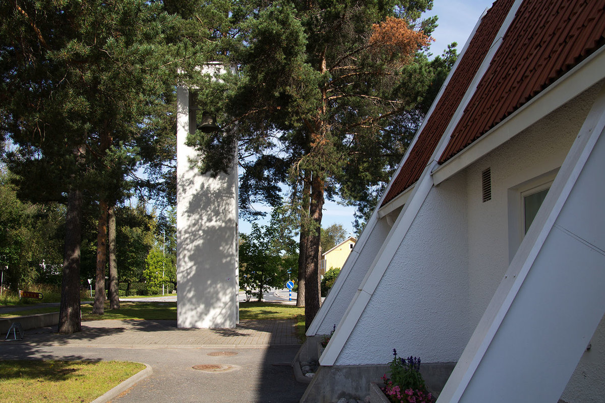 Klockstapeln vid Dragnäsbäcks kyrka