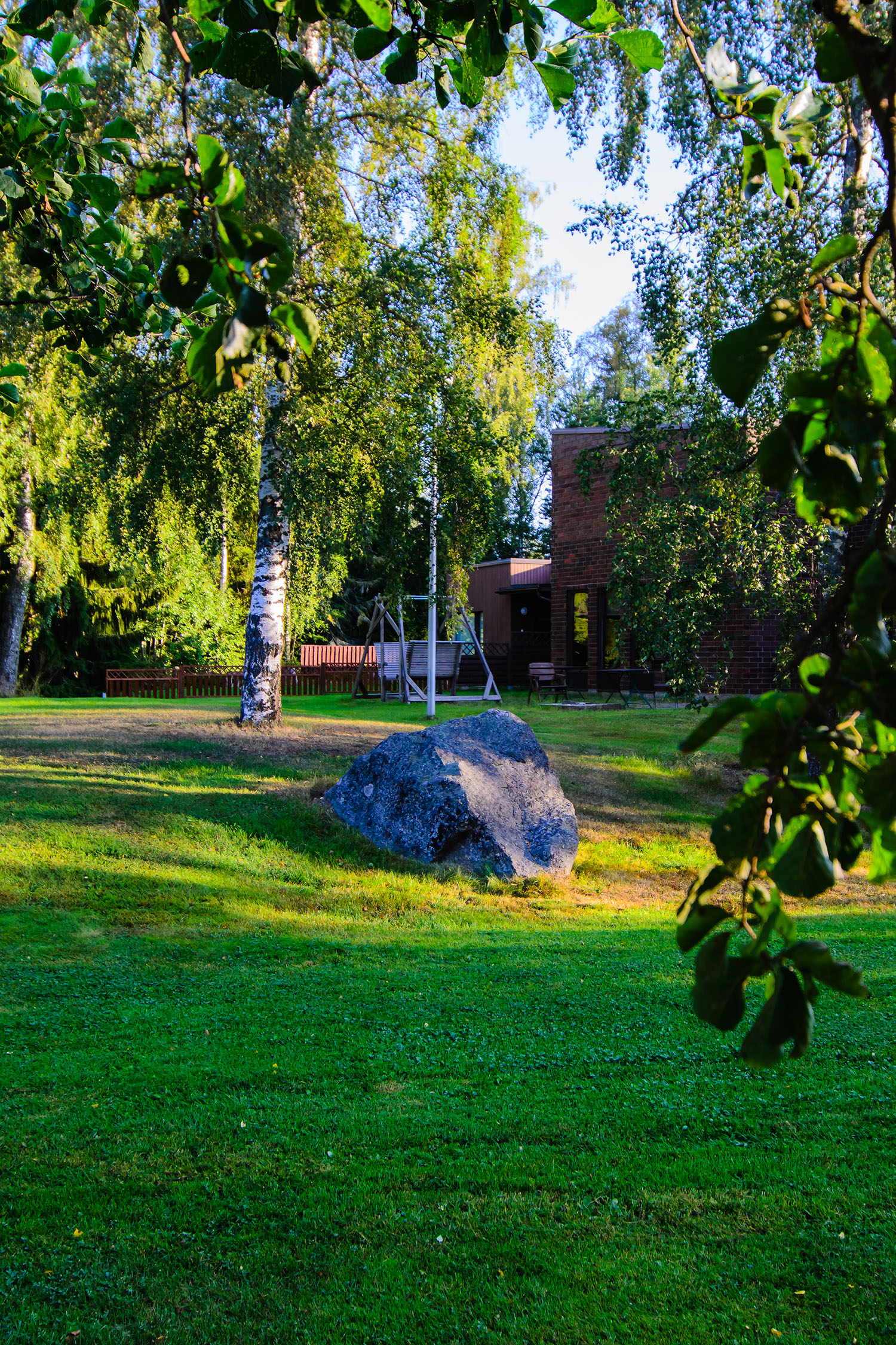 Öppna bilden i större format Alskathemmets gård