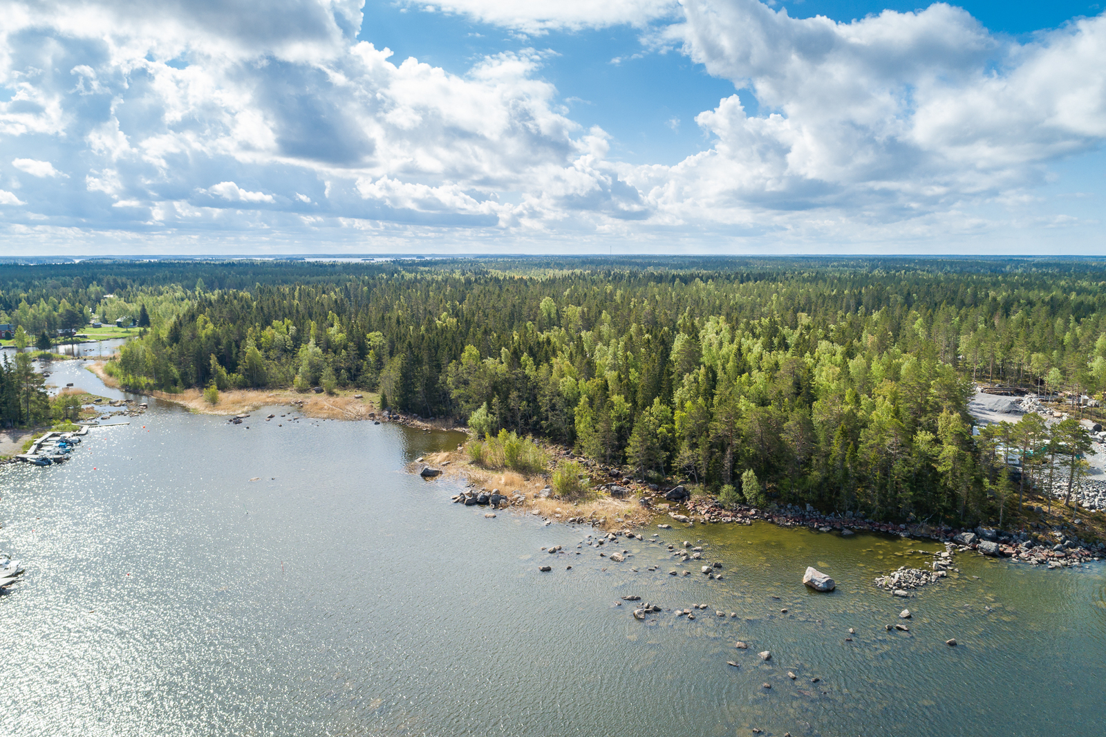 Strandtomter i Köklot till salu Flygbild av skärgård.